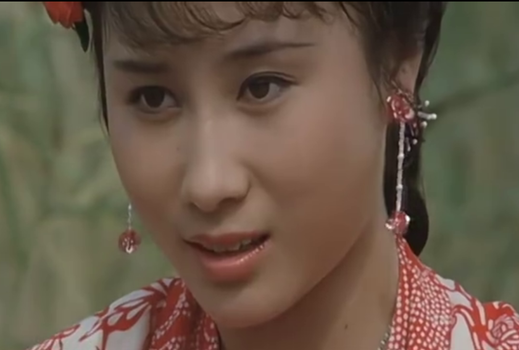 丁岚最甜美的形象就是这个系列喜欢她吗