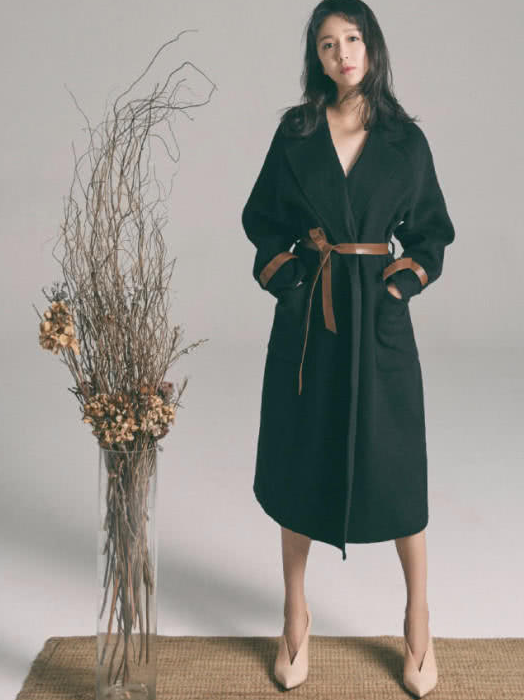 娄艺潇厉害了,高跟鞋居然穿出"锥子腿"