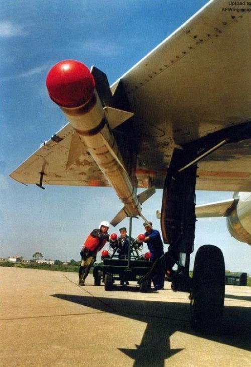 最默默无闻的国产空对空导弹:为了把它造好我们花费20年时间