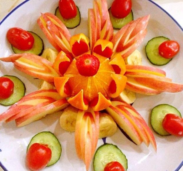 ktv这几种水果拼盘标价59元,成本却不到10块钱