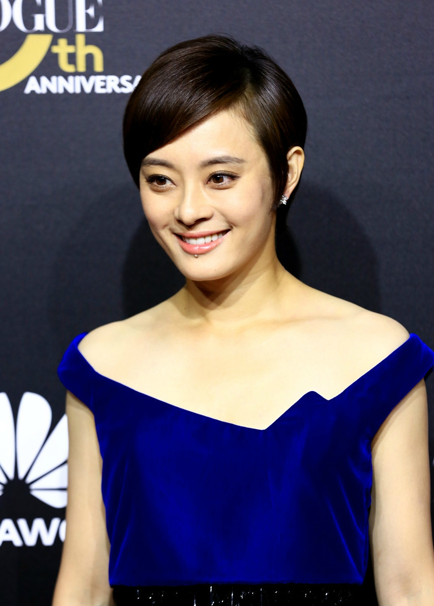 孙俪，低调做人，高调演戏，成就三大奖的最佳女主角|孙俪|后宫甄嬛传|分手大师|蜡像|演艺_新浪新闻