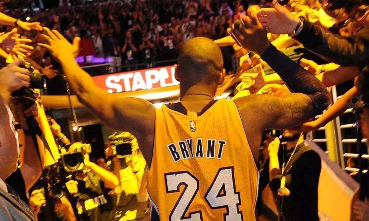 nba这五大巨星的背影让人刻骨铭心!一人是所有中国球迷的骄傲