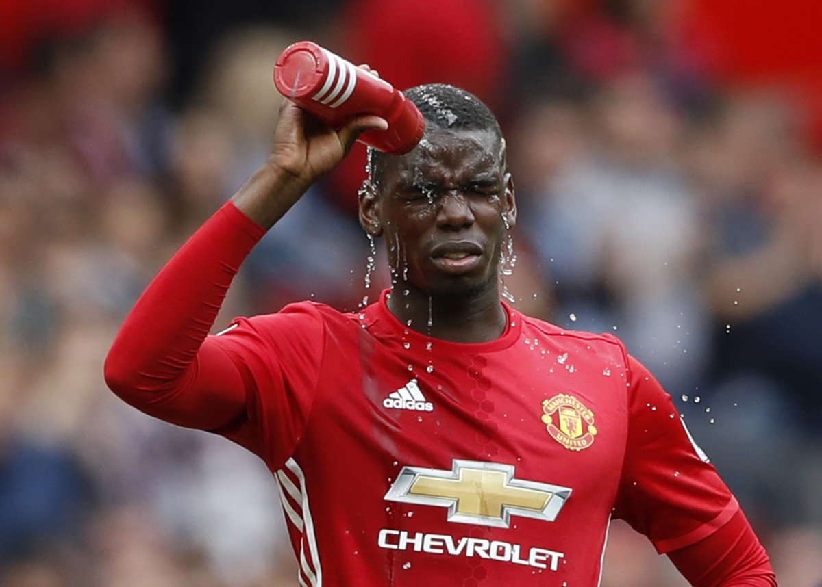 与穆帅闹崩又如何,博格巴又换新发型非常开心