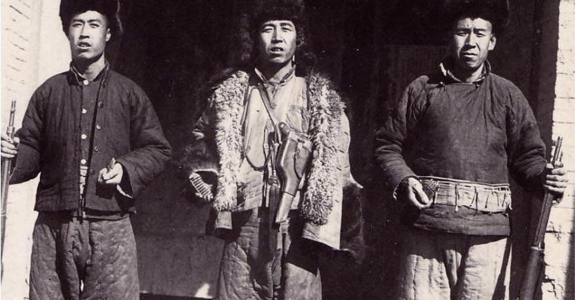 老照片: 1920年代东北土匪真实生活, 残忍不睹|土匪|马贼|灾荒_新浪新闻