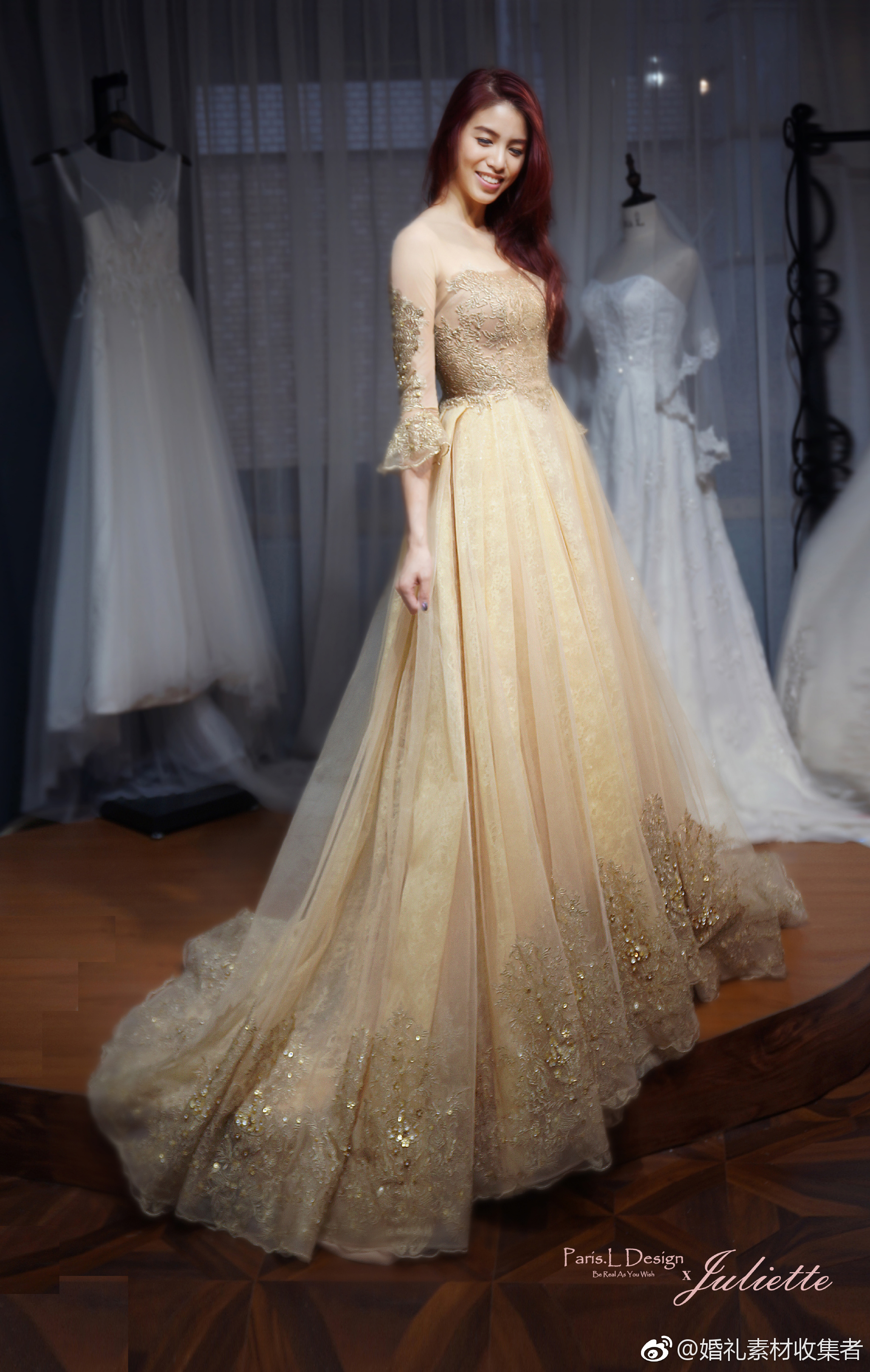 演绎parisldesign当季婚纱礼服美貌与智慧并重的两位女神身穿华服