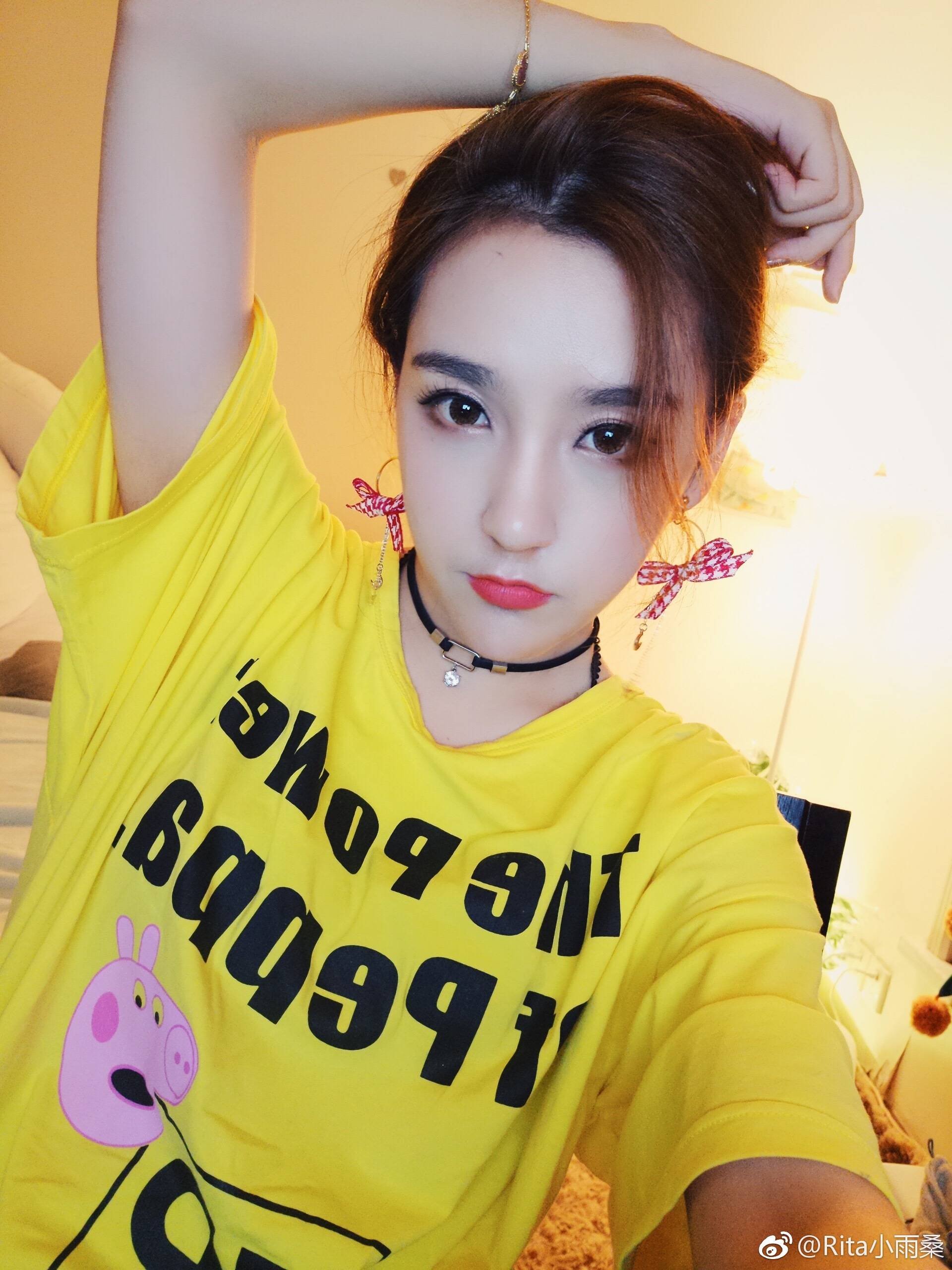 lpl美女解说rita晒美照 网友:小姐姐,网恋吗?