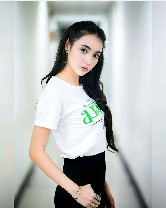 mai,bella已经成长为当家花旦,安利一波95后鲜嫩新生代小花|诺拉|泰国