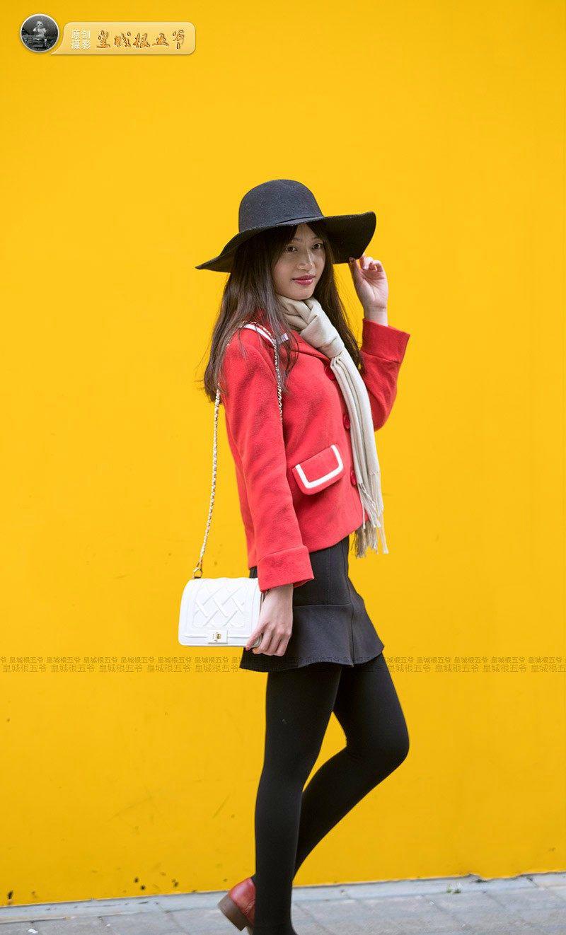 非主流时尚街拍,众多的潮人汇聚三里屯展示各式各样的时尚穿搭