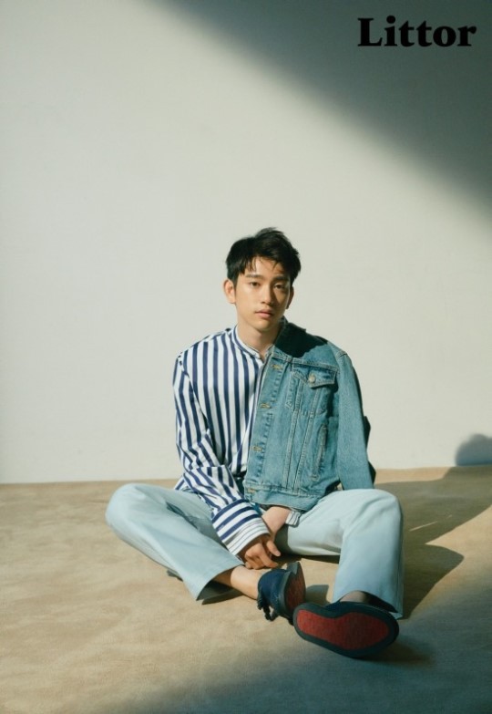 韩国男团got7成员朴珍荣最新杂志写真曝光