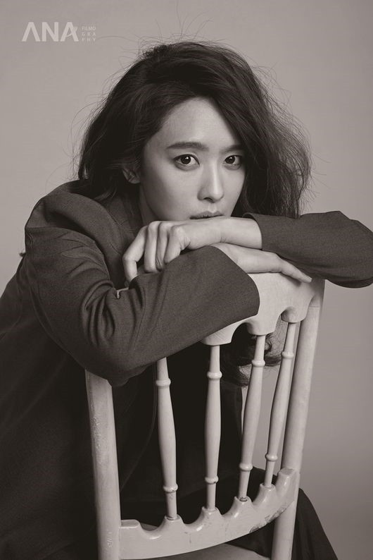 韩国女艺人朴正雅最新杂志写真曝光