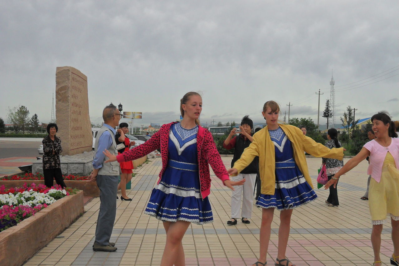 这就是满洲里,有着独特的色彩,独特的景观,看这挺让人心旷神怡,不失为