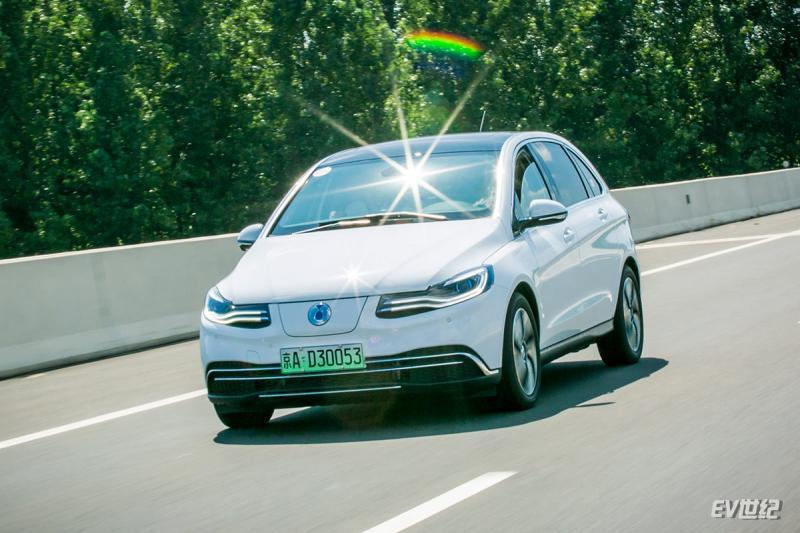 腾势500纯电动车续航挑战 如何操作能让车行驶更远?