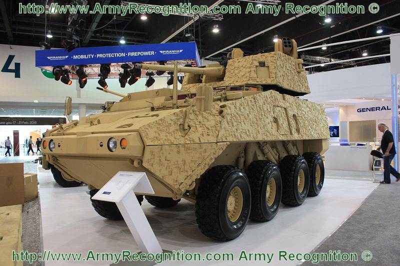 ArmorWorks公司开发的名叫“TactiCam”3D迷彩样式伪装贴片3D外层车辆_新浪新闻