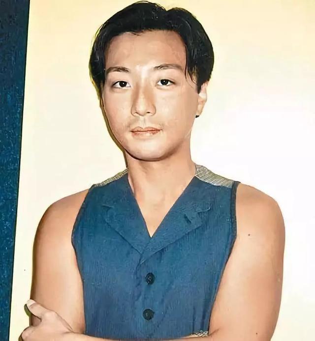 与万绮雯演过情侣 退隐多年如今48岁判若两人|万绮雯|蔡济文_新浪新闻