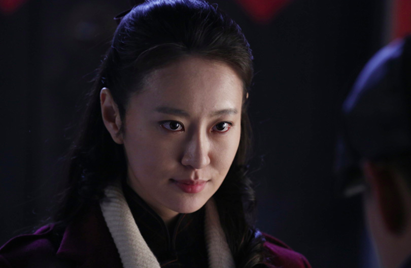 《伪装者》3年后,他走上春晚,他搭戏杨幂再爆红,她却遗憾过气