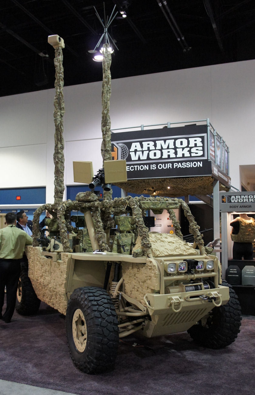 ArmorWorks公司开发的名叫“TactiCam”3D迷彩样式伪装贴片3D外层车辆_新浪新闻