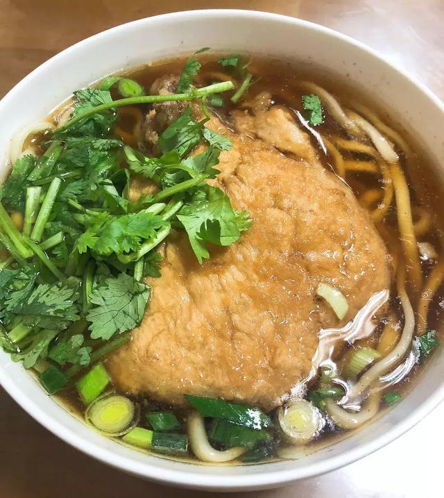 第一次推荐原来生意好的面馆不是都靠牛肉面