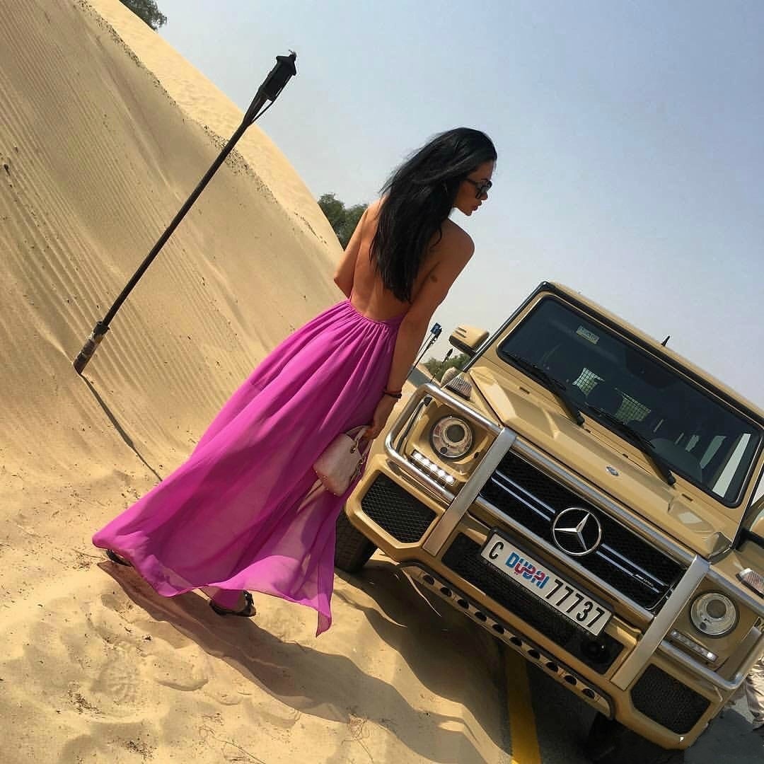 奔驰ggirls美女与猛兽