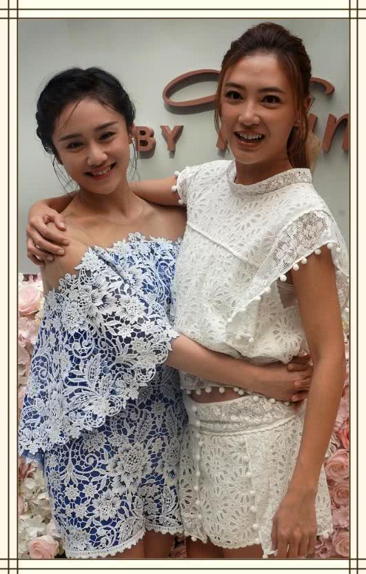 应采儿和刘芸同框满屏尽忧桑只差一岁竟一个大妈一个少女