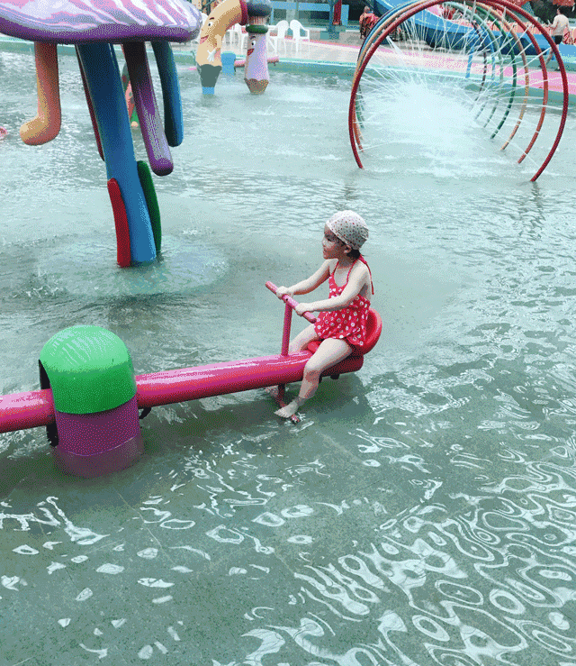 不怕晒!晒不黑!小灵山温泉水世界清爽一夏玩水high起来