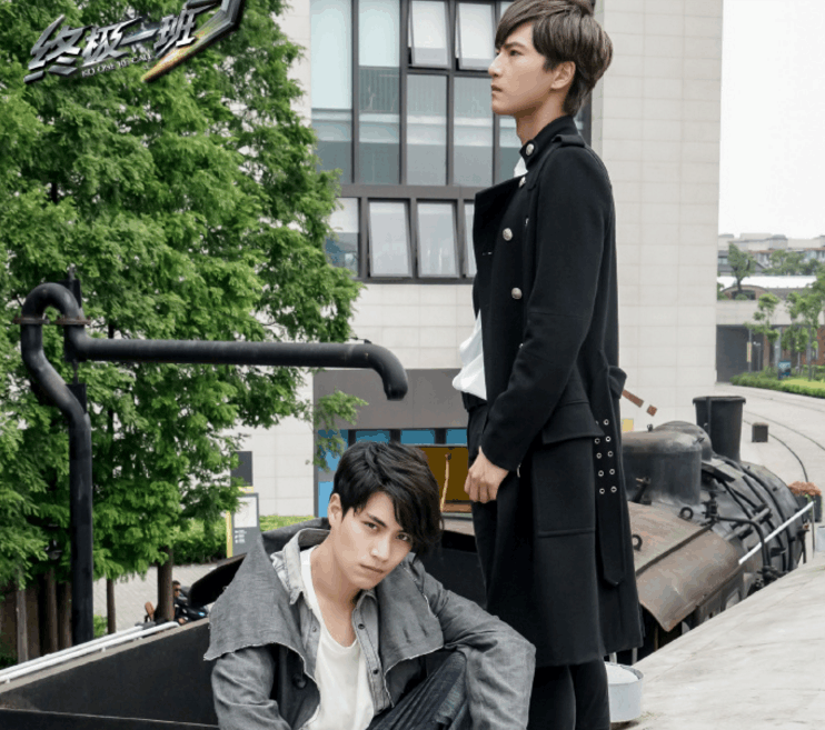 他是终极一班的金时空霸主汪大东都打不过却输给蓝斯洛