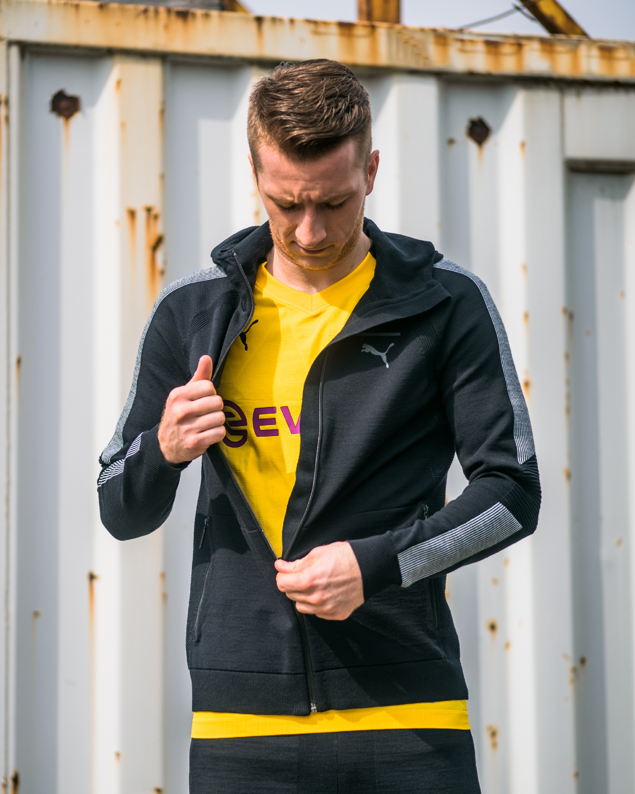 新鲜出炉的鲜肉照,罗伊斯(marco reus).2018年5月5日