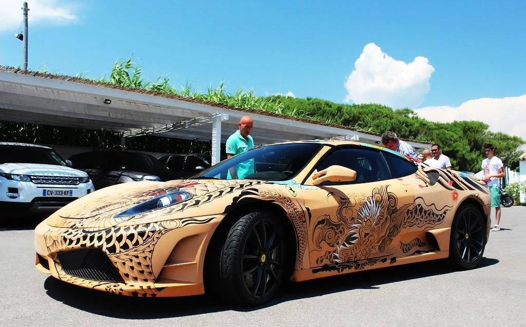 汽车美容师给法拉利打造江湖大佬的纹身, 气质立马就变了