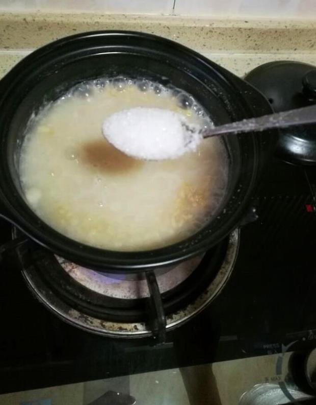 早上喝碗牛奶燕麦红枣粥,坚持1个月,3件好事找上你!赶快收藏