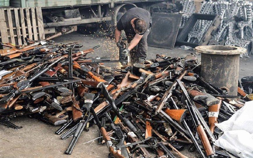 这国警方军械库40多支步枪被玩具枪调包, 直到黑市上开卖后才发现