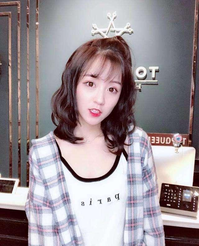 网红真名叫什么? 温婉真名叫做许静婉, 那代古