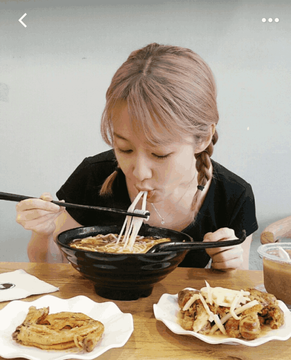 刘美含爱吃螺蛳粉我接受,爱吃毛豆腐我也接受,还爱吃它接受不了
