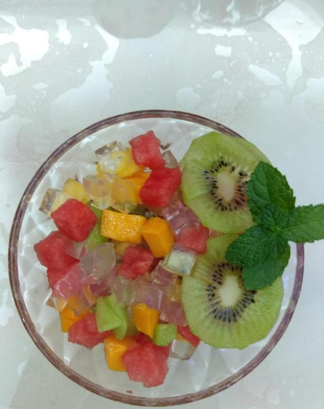 美味的水果海石花是如何制作呢,让我们见证奇迹的产生