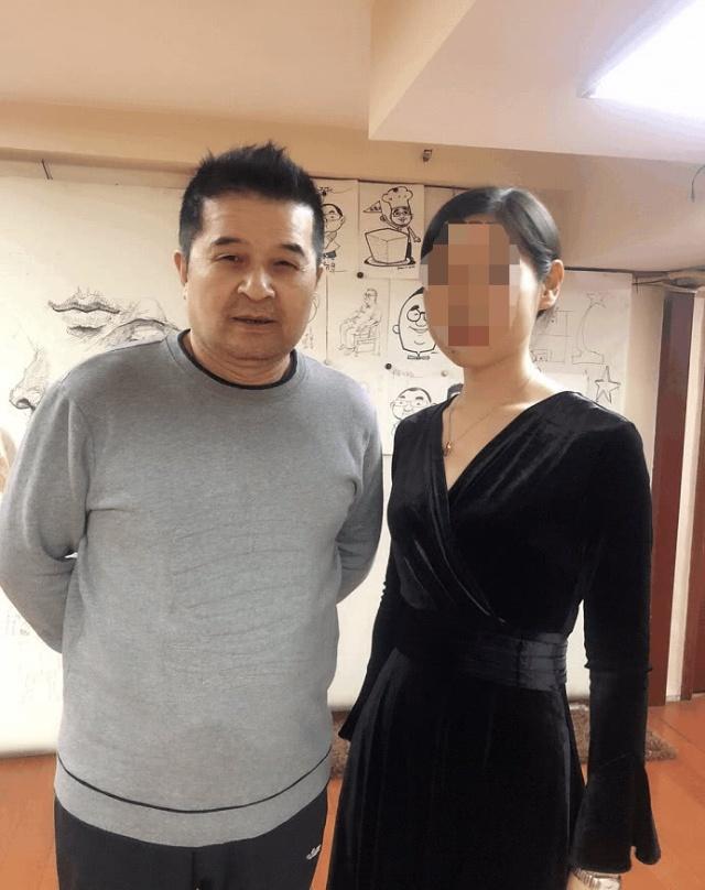 59岁毕福剑近况曝光,身材略显发福,生活安逸有望明年"复出!