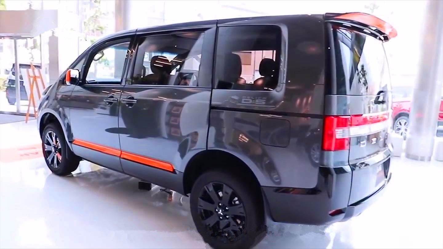 三菱最强面包车来袭!2.2l柴油 四驱,8万比宝骏五菱好看百倍