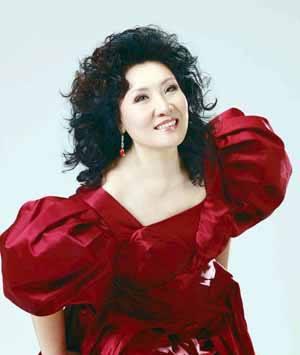 本届开幕式将由央视著名主持人常馨月,著名歌唱家张迈,姜丽娜,五洲