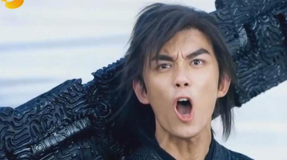 明星娱乐:直播中吴磊自曝择偶标准,原来你喜欢