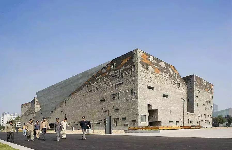 从梁思成骂到市委书记的建筑狂人,如今却向农民低下了头|王澍|博物馆