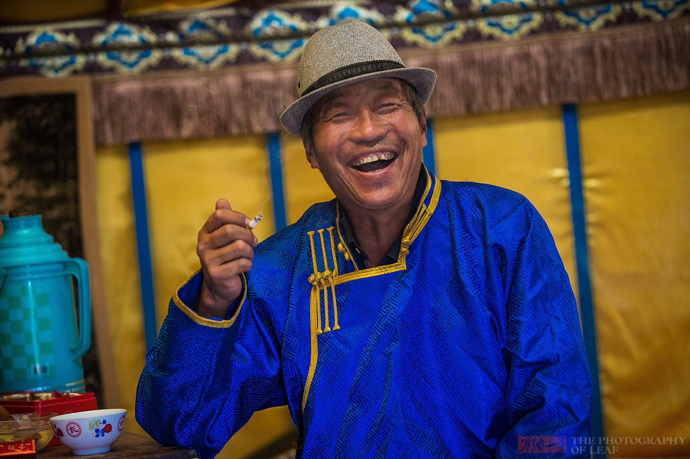 这才是真实的草原牧民,虽然生活过得很简单,却都是百万富翁|蒙古包|牧