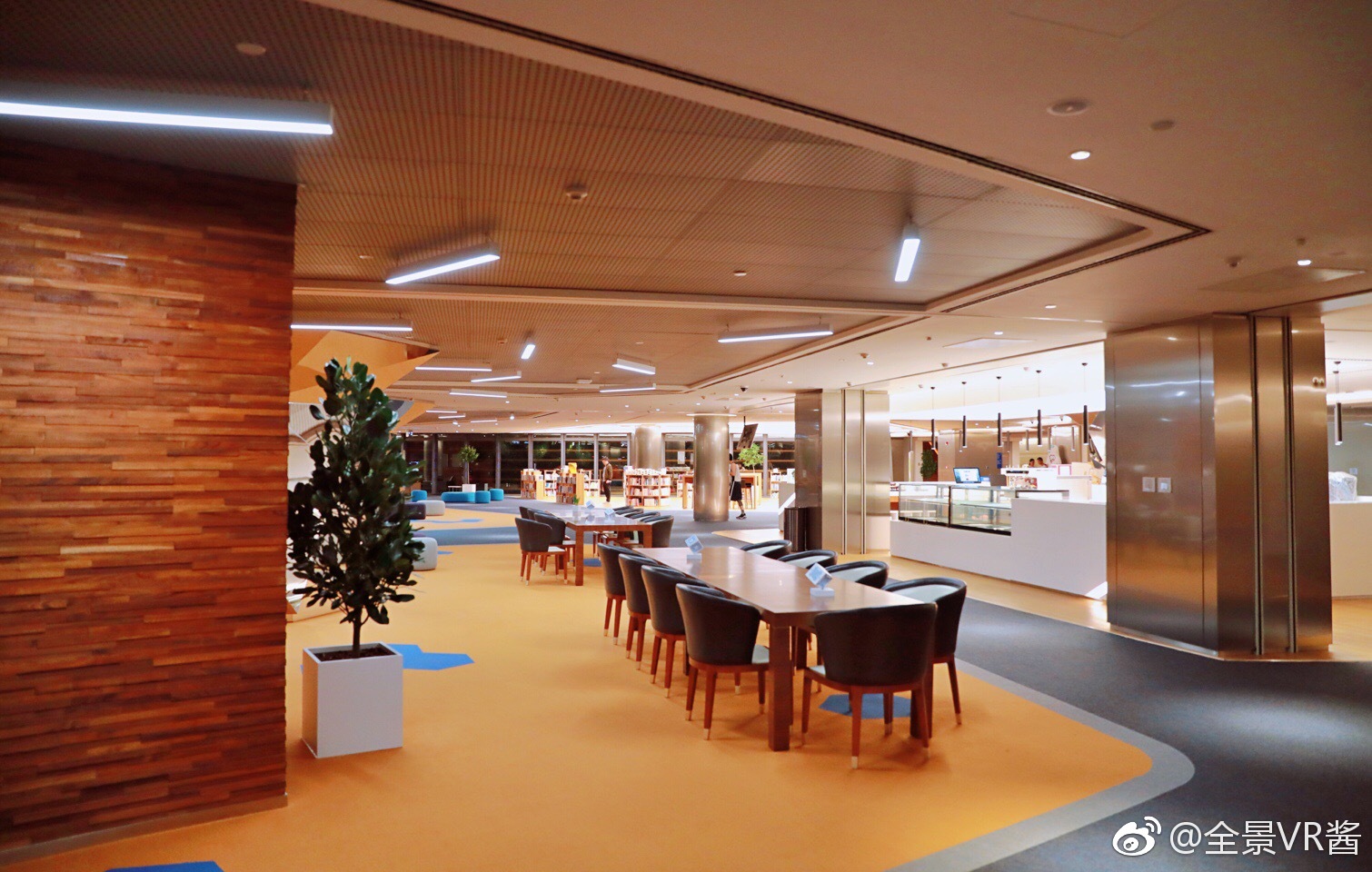 鹅厂腾讯滨海大厦简直就是我的理想办公的地方,各种设施应有尽有