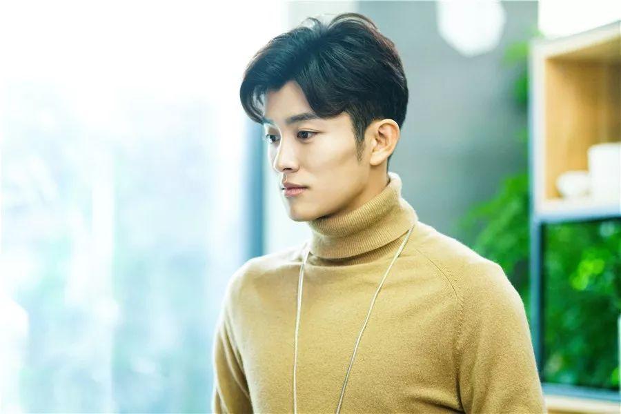 本该被邓伦和热巴圈粉的《一千零一夜》,你有被莫南暖到了吗!