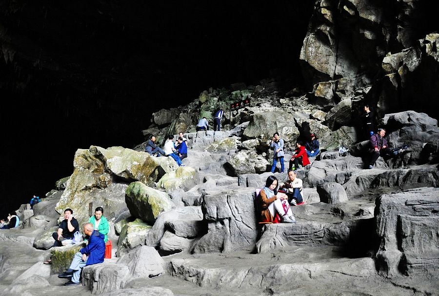 天下第一洞,广西巴马"百魔洞"