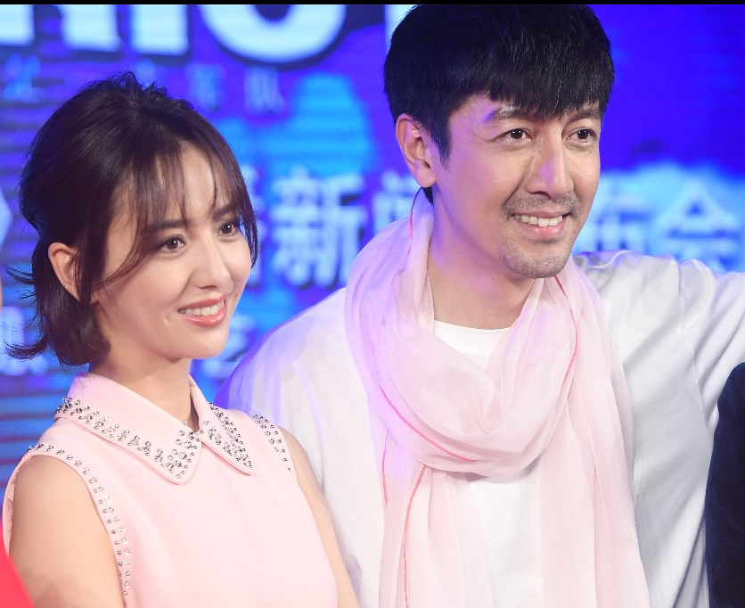 佟丽娅张鲁一出席新剧开播新闻发布会期待两位大咖的精彩演绎