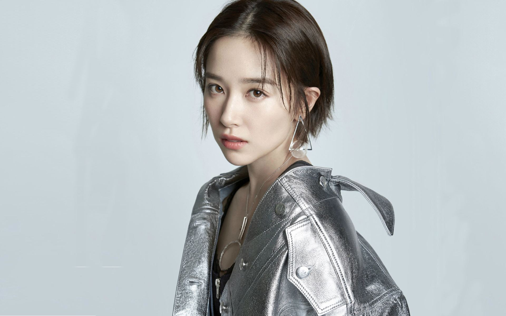 阚清子纪凌尘分手石锤微博话题刷爆了网友为何纷纷谴责男方