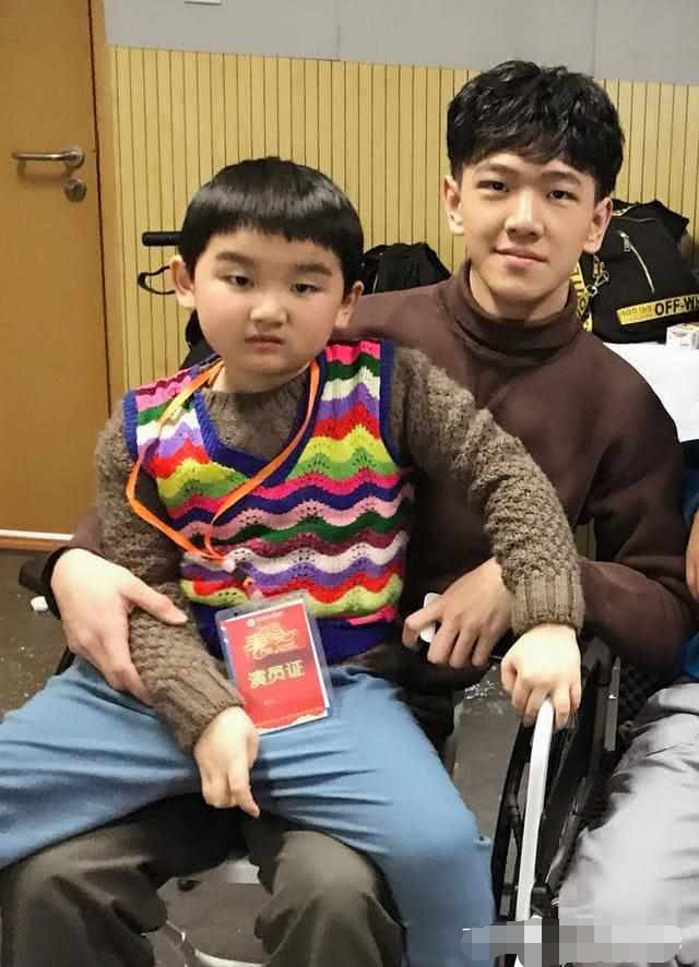 5,江亚宁饰演江亚宁一角的也是内地有名的童星张乐昊旻,今年才18岁的