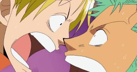 竟然被一条蛇给夺走了,也是够奇葩的,弗兰奇真男人,直接强吻,山治和