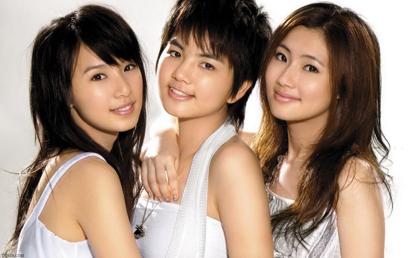 she十七周年演唱会,多少青春已不在,但音乐依然很动听!