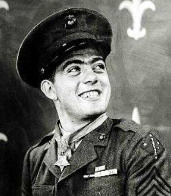 日本说他是杀人魔, 他嫌杀得不够多|重返战场|巴斯隆|日军_新浪新闻