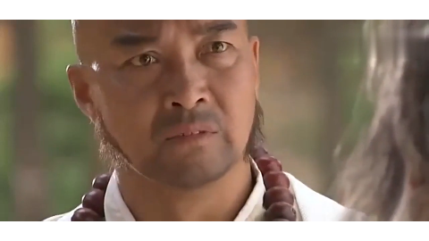 少林神僧狂妄认为无人可敌小看叔叔谁想到叔叔3招打得神僧逃跑