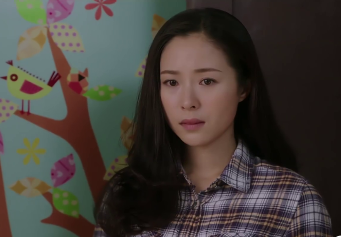 江一燕被称为文静的化身,她这个爆炸头的汉子形象也很美