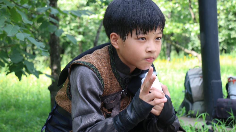 童星谷文泽饰演《北国英雄》男主童年,精湛演技得到导演组认可